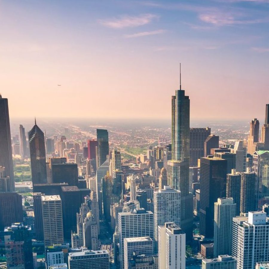 chicago-city-skyline-usa-2022-01-19-00-13-14-utc